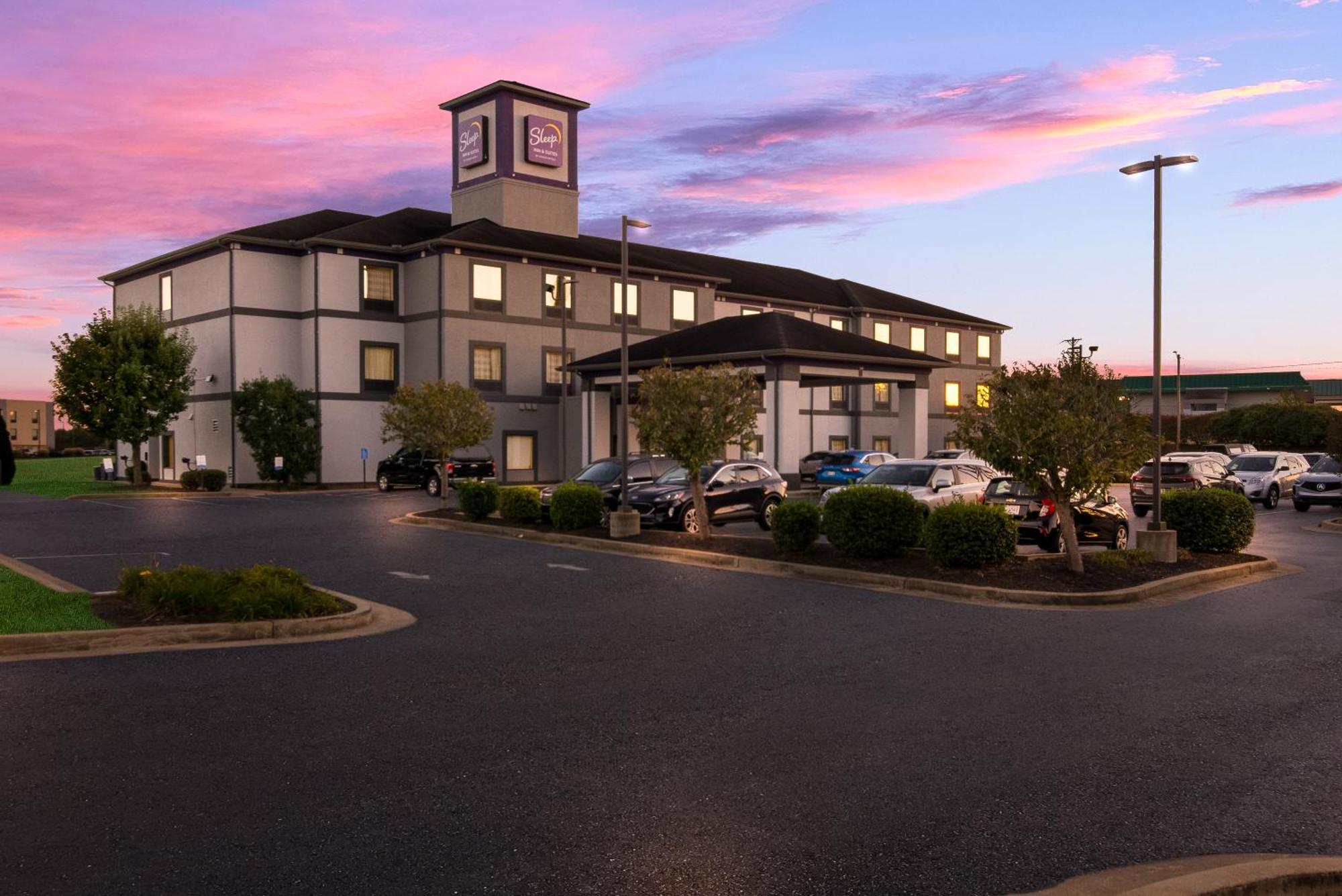 Sleep Inn & Suites Cave City Exterior photo